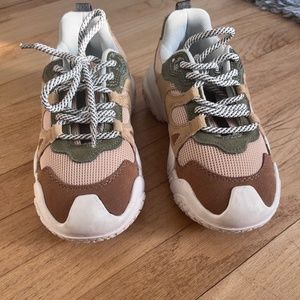 Mango platform sneakers size 6
